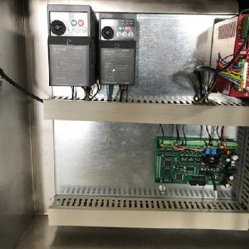 Multi format MC-220 Labeller