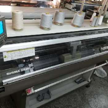 Shima Seiki NSSG 122 SV 7 GG Flat knitting machine