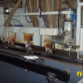 Saomad OPERATOR 4 Centro de mecanizado CNC de madera