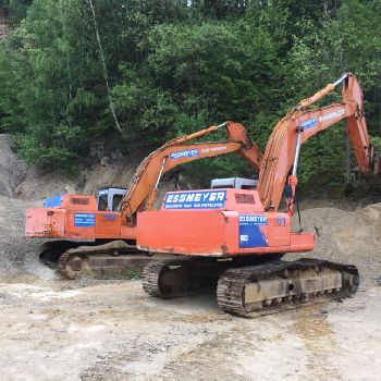 Fiat Hitachi FH 220 Excavator / Bulldozer / Loaders