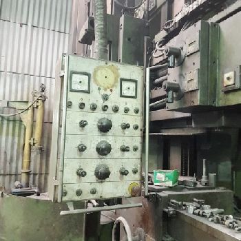 I.M Roman SC 17 vertical turret lathe