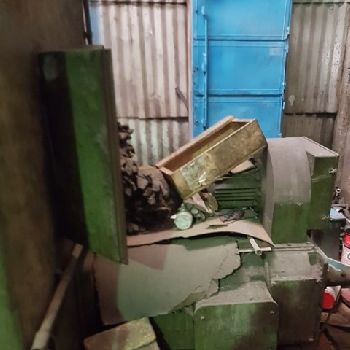 I.M Roman SC 17 vertical turret lathe