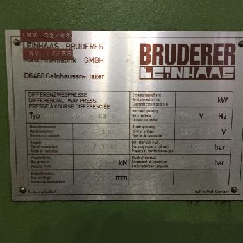 Bruderer DWP-R09-63 Knuckle-joint stamping press