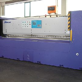 Monguzzi TRM-2L 3200 Guillotine for veneer