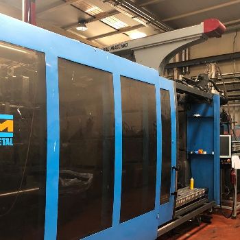 Nuova Plastic Metal UNIKA DUO 1300 Injection moulding machine