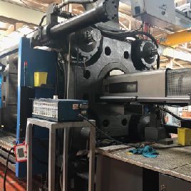 Nuova Plastic Metal UNIKA DUO 1300 Injection moulding machine