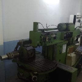 Fraiseuse cnc universelle Deckel Maho MH 900