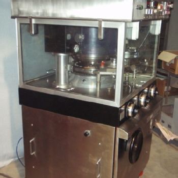 Used MANESTY UNIPRESS Rotary tablet press