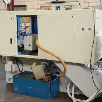 Estarta 322 CNC Cylindrical centreless grinding machine