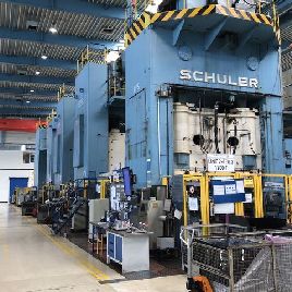 Presse à métaux Schuler P4E2Sq 1200 / 3,5 / 06