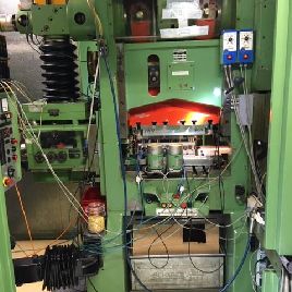 Kaiser V 32 W / 680 metal press