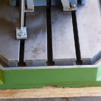 MAS VO 32 Radial drilling machine