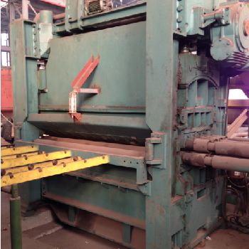 Voest Alpine Straightening machine