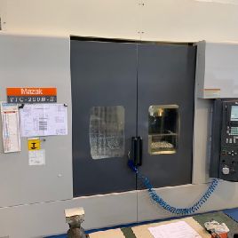 Centre d'usinage vertical Mazak VTC200B II