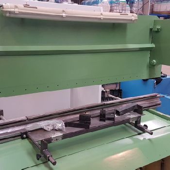 Adira 60/2500 Press brake