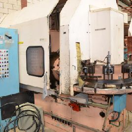 Pfauter PA 300 Horizontal gear hobbing manual machine