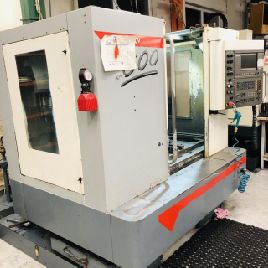 Centre d'usinage Kovosvit MAS MCV 500 - vertical