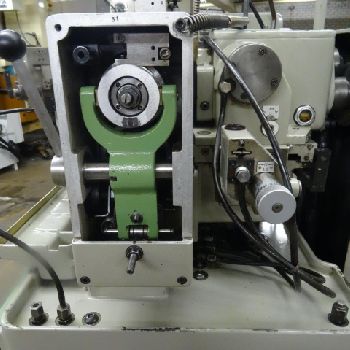 Strausak Type 30 Horizontal gear hobbing manual machine