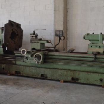 GURUTZPE Super-A 3000/500 lathe