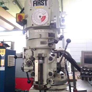 First LC-185 VS universal milling machine