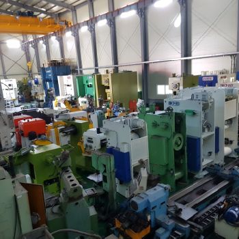 Ssangyong CD-250 metal press