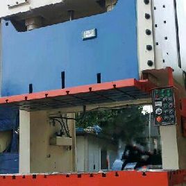 Ssangyong CD-250 metal press