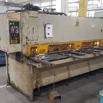Strojarne Piesok CNTA 3150/6,3A hydraulic shear