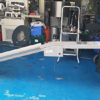 Hassia FVT 25/24 Bagging machine - Vertical - Sachet machine