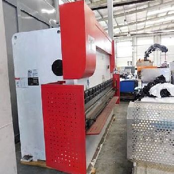 Zenith Machines WC67Y Press brake