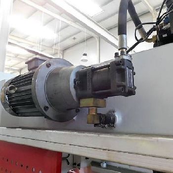 Zenith Machines WC67Y Press brake