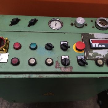 Kasto HBA 520 U band saw for metal