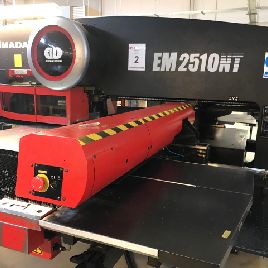 Amada EM 2510 NT Высечной станок с ЧПУ