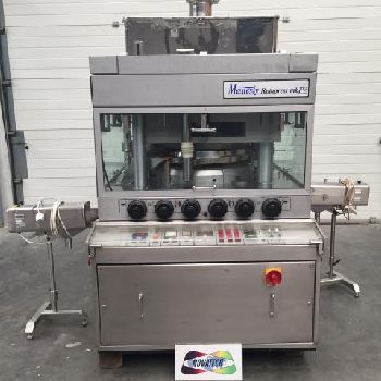 Manesty Rotapress mk lV. Rotary tablet press