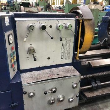 Broadbent 8000mm heavy duty lathe