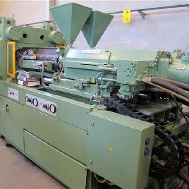 Demag D 560/1800 Injection moulding machine
