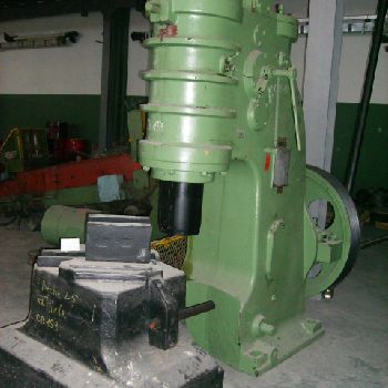 Beche 200 Kg Forging press