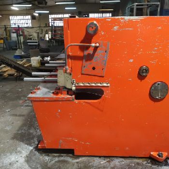 Ajial CS.630 hydraulic shear