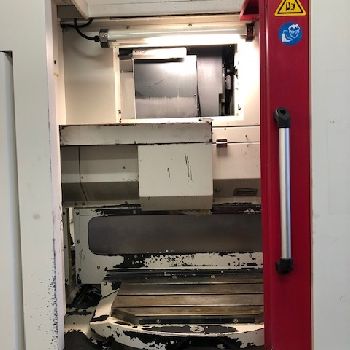 Akira Seiki RMV 700 APC Machining center - vertical