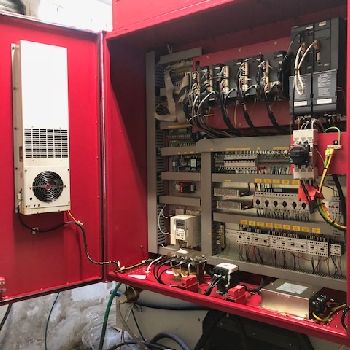 Akira Seiki RMV 700 APC Machining center - vertical