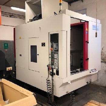 Akira Seiki RMV 700 APC Machining center - vertical