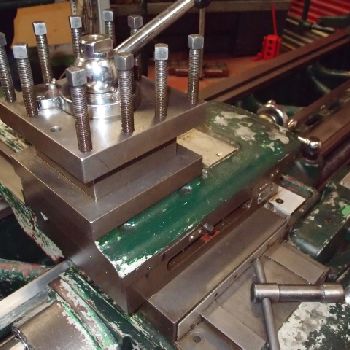 Dean Smith &amp; Grace Type 25 x 120 heavy duty lathe