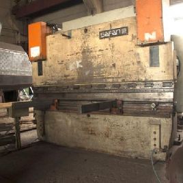 Prensa plegadora Safan UCK 225-3200