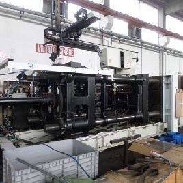 Used Negri Bossi V 850 - 6500 Injection moulding machine