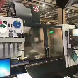 Centro de mecanizado vertical Haas VF-3YT