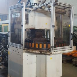 Inyectora para plastico Arburg Allrounder 1200 T / 800 - 60 Vertical