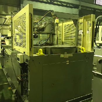 Nissei 220ton hybrid type parting injection molding machine; TNS220RE36E(2007)