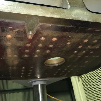 Nissei 220ton hybrid type parting injection molding machine; TNS220RE36E(2007)