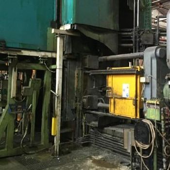 Idra Varie presse Injection moulding machine