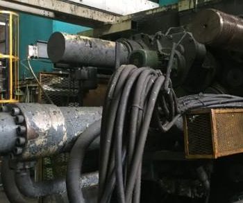 Idra Varie presse Injection moulding machine