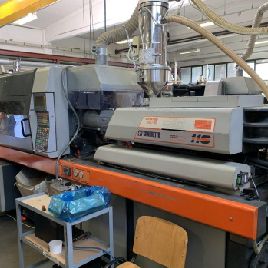 Inyectora para plastico Sandretto Serie 8 430/110